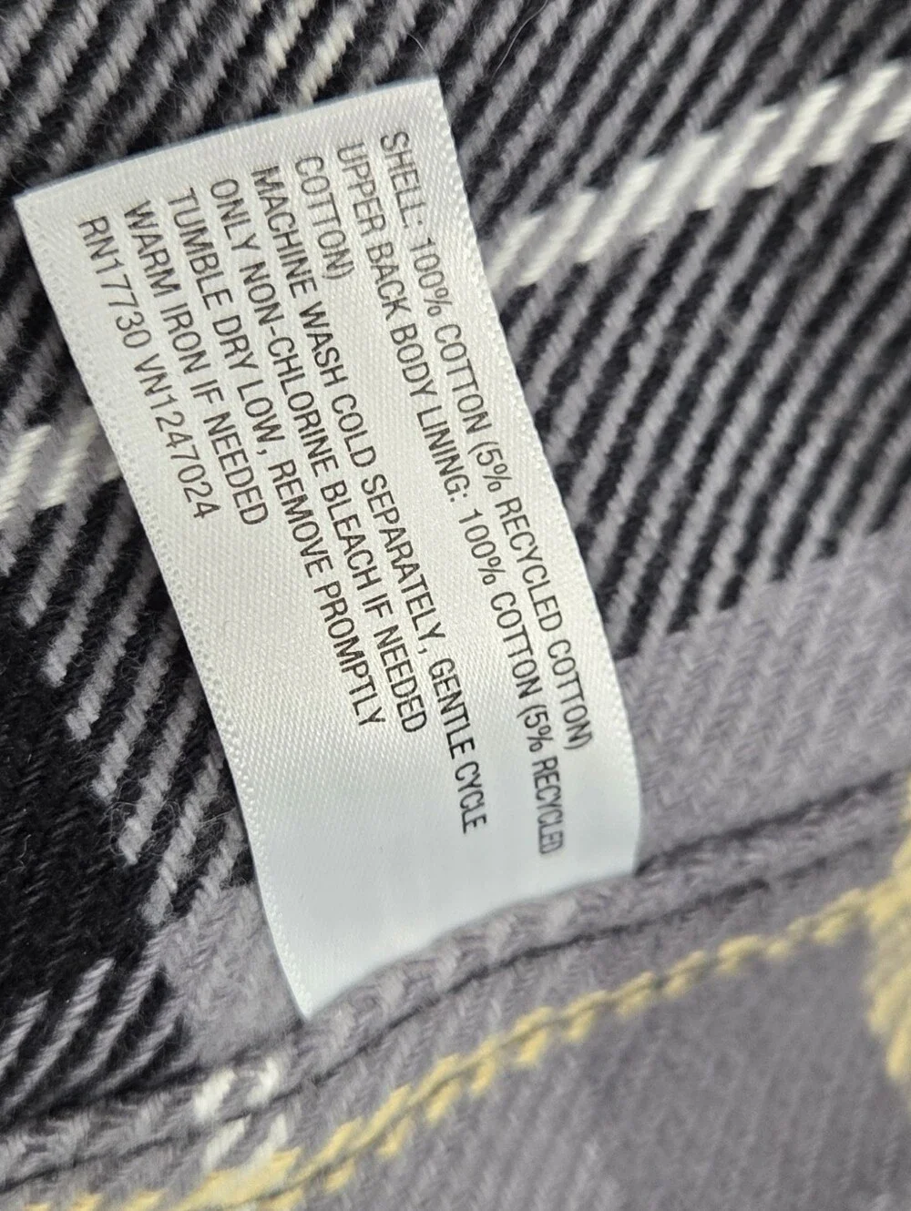 Goodfellow & Co Black and Gray Plaid Button Front Shacket Large Heavyweight